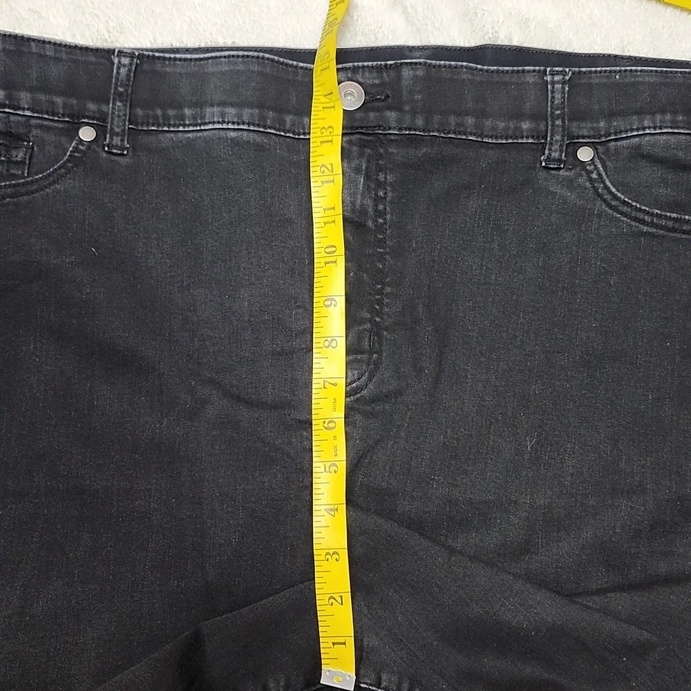 Torrid Bombshell Super Soft Skinny Leg High-Rise Black Jean Cropped Plus Sz 30R - Picture 7 of 10